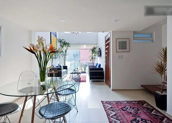 Duplex Penthouse Zona Rosa 公寓